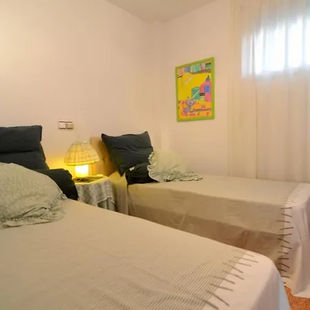 Rocamaura Iii 3-6 Apartment